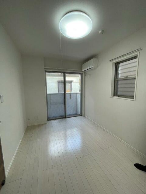 居室・リビング　?