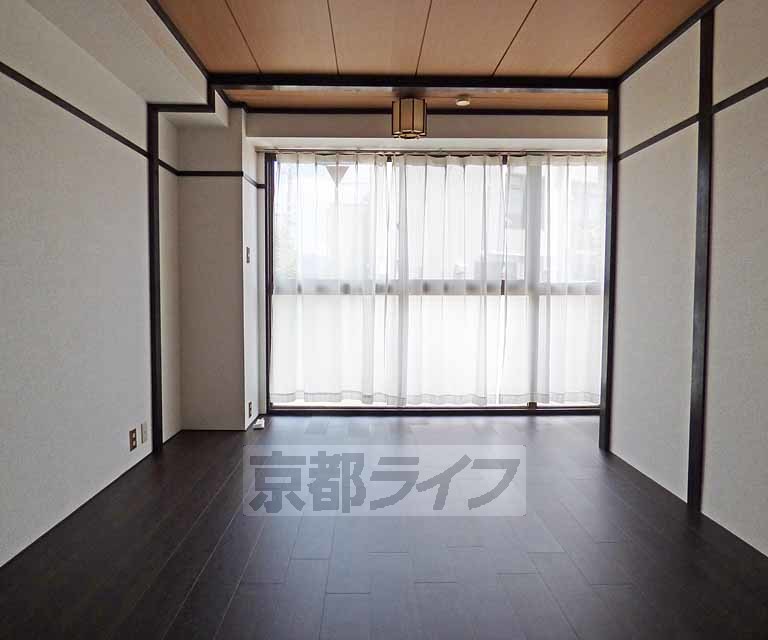 居室・リビング　綺麗なお部屋です。