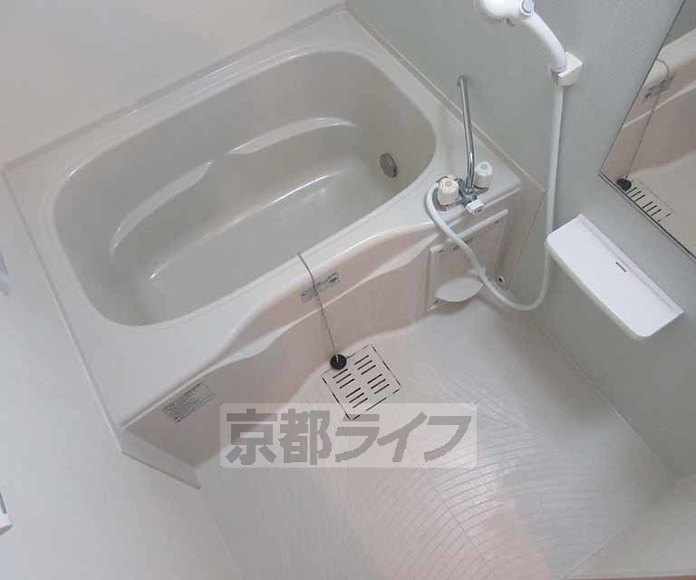 バス・シャワールーム　きれいなお風呂です