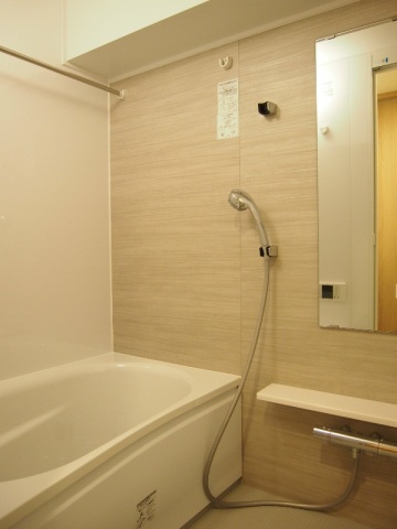 バス・シャワールーム　バス