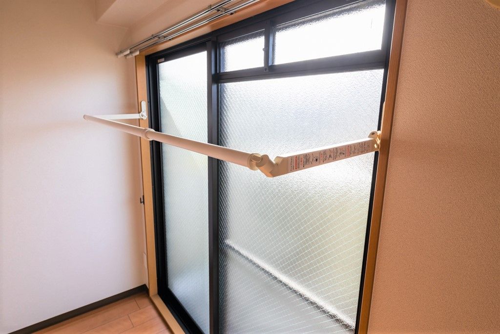 その他設備　室内物干し器