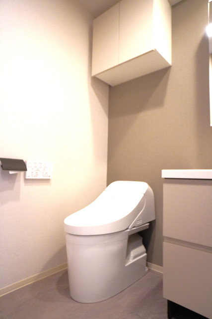 トイレ　※写真は同タイプ住戸です。