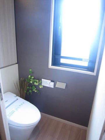 トイレ　レジディア日本橋馬喰町III