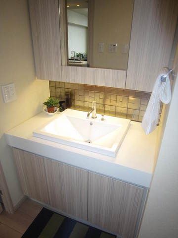 洗面設備　レジディア日本橋馬喰町III