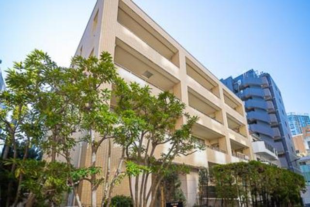 建物外観　落ち着いた雰囲気の外観です