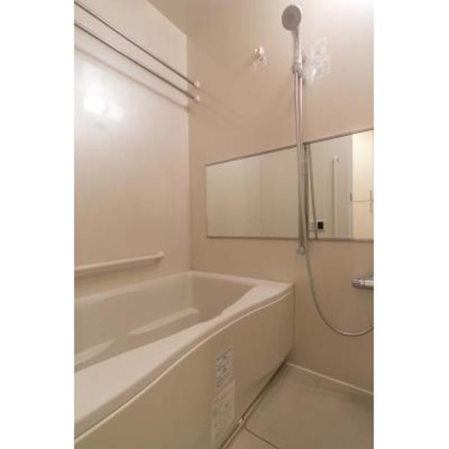 バス・シャワールーム　※写真は同タイプ住戸です。