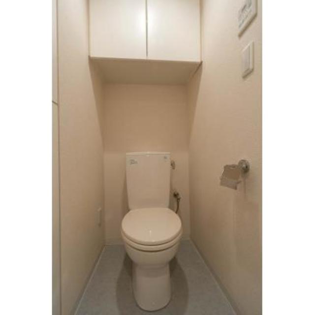 トイレ　※写真は同タイプ住戸です。