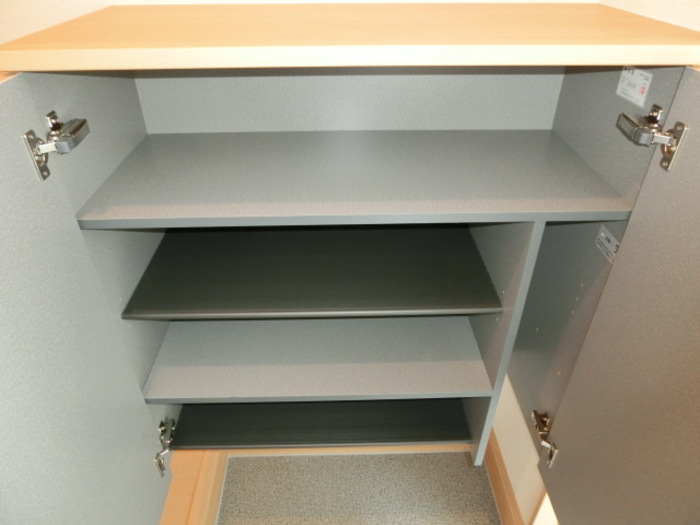 玄関　シューズボックス