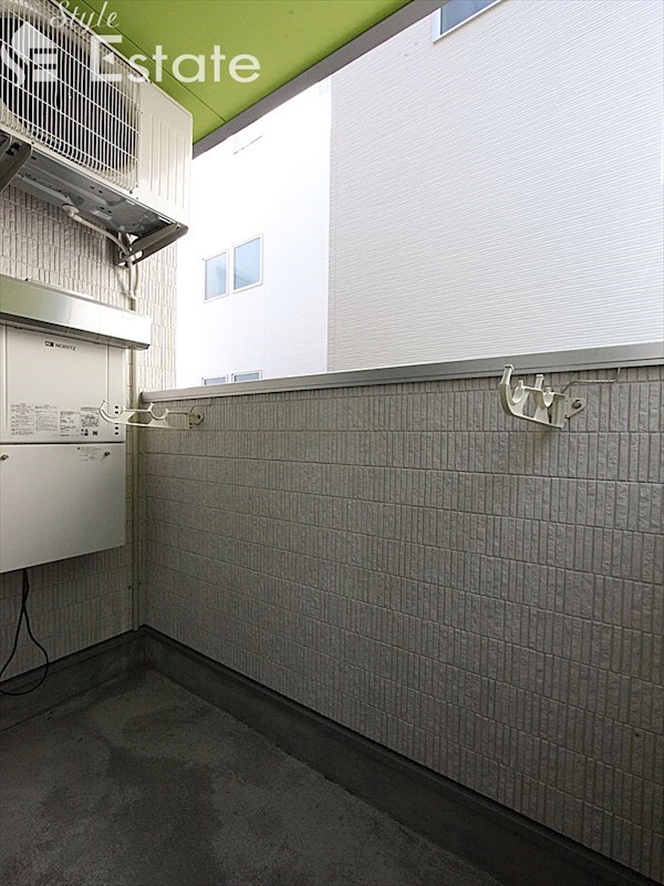 バルコニー　バルコニー