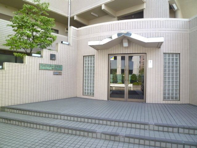 エントランス　★エントランス前★