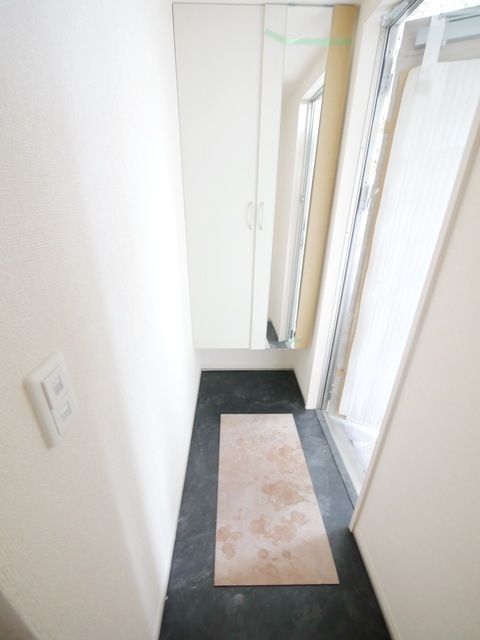 玄関　★玄関です★※一生懸命施工中です