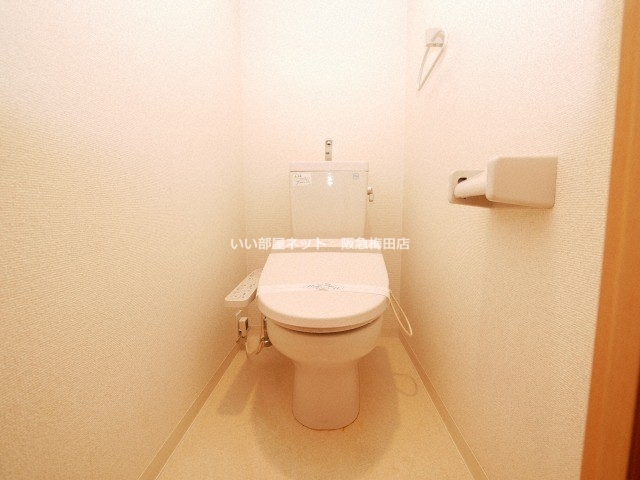 トイレ　画像と現状が異なる場合は現状優先となります。