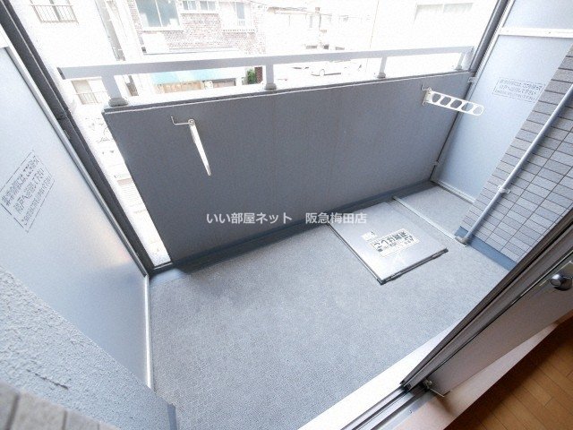 バルコニー　画像と現状が異なる場合は現状優先となります。