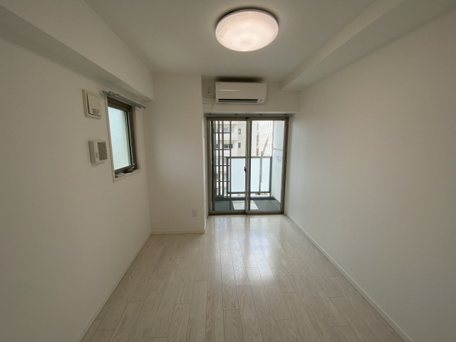 居室・リビング　写真は同マンションの別のお部屋のものです