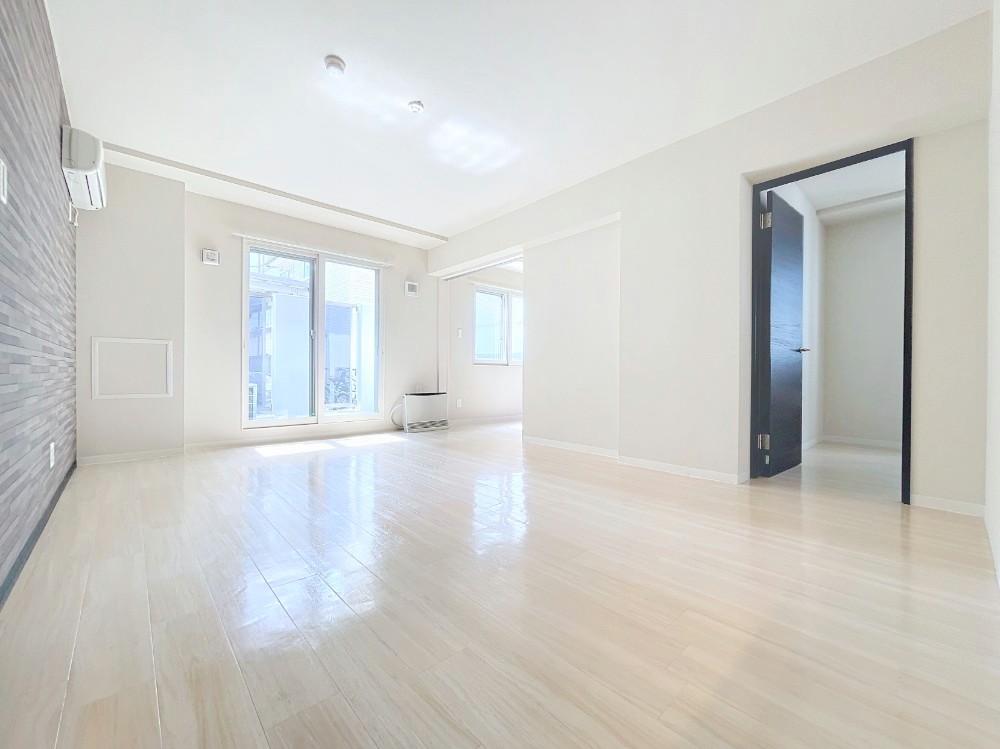 居室・リビング　キレイなリビング♪