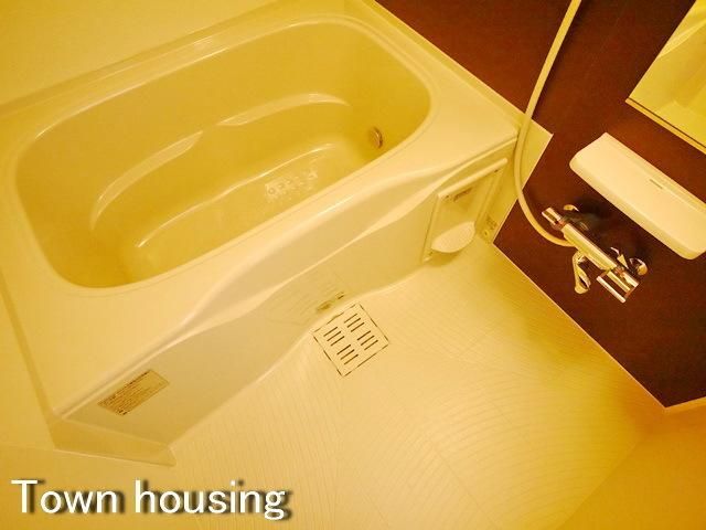 バス・シャワールーム　★追い焚き付きで経済的★