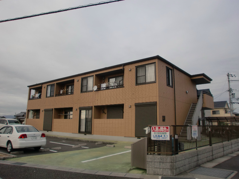 建物外観　6部屋のみの人気物件！