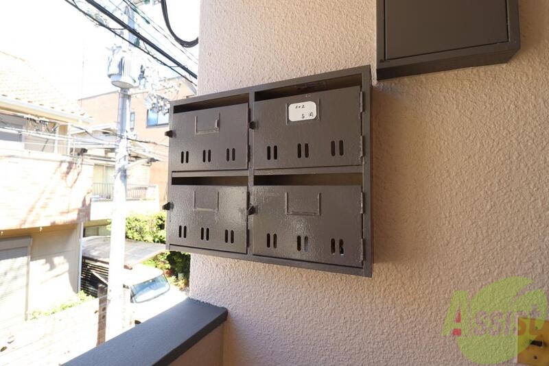 その他共有部分　マンション入り口はこんな感じです。