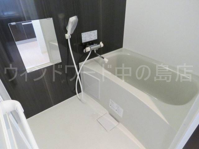 バス・シャワールーム　詳細は、ウィンドワード中の島店までご相談下さい。