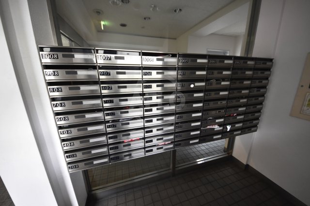 居室・リビング　willDo九条（ウィルドゥ九条）　郵便受け