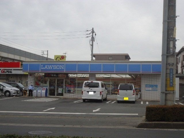 コンビニ　ローソン松江南高校前店（コンビニ）まで302m