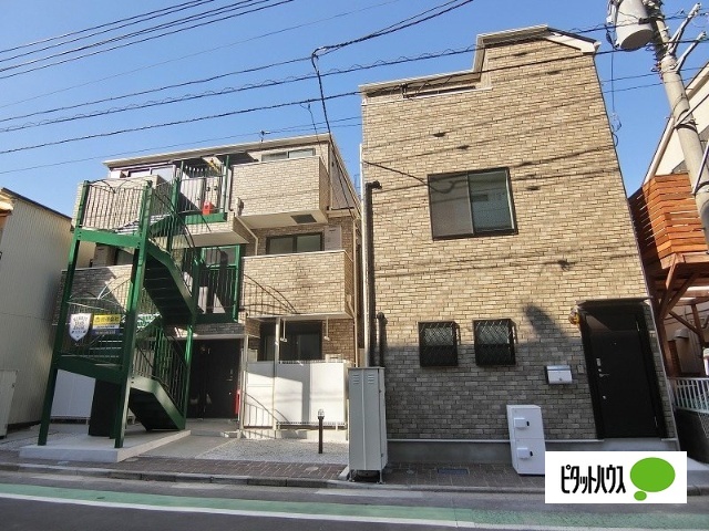 建物外観　デザイナーズ賃貸♪