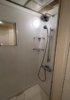 バス・シャワールーム　風呂