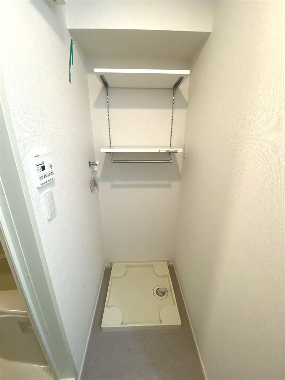 洗面設備　未完成の為イメージ写真です。