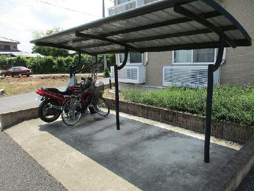 その他共有部分　屋根付き駐輪場