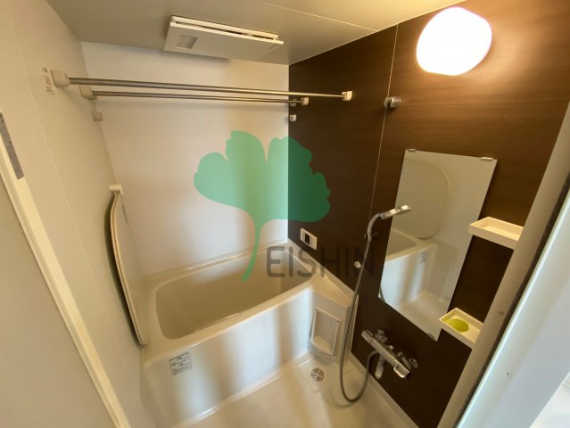 バス・シャワールーム　清潔感のある浴室です！