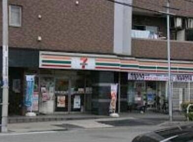 コンビニ　セブンイレブン北品川八ッ山通り店（コンビニ）まで347m