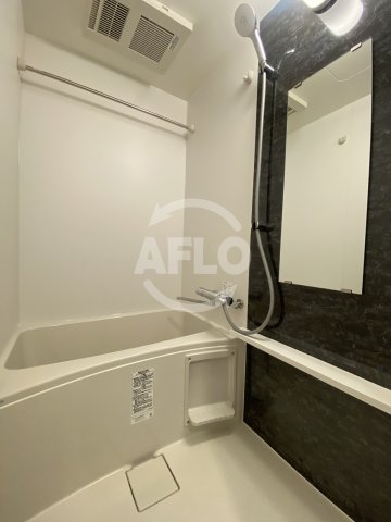 バス・シャワールーム　エスリード大阪リエート　浴室