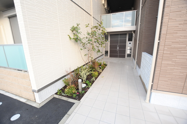 エントランス　エントランス