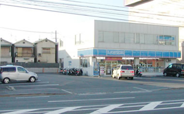 コンビニ　ローソン枚方南中振二丁目店（コンビニ）まで539m