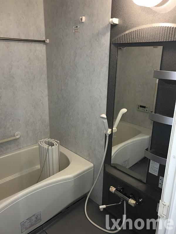 バス・シャワールーム　お風呂です