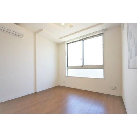 居室・リビング　室内