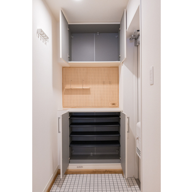 玄関　シューズボックス