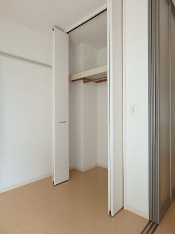 収納　図面と現状に相違がある場合には現状を優先