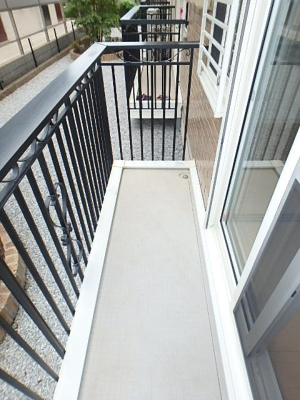 バルコニー　図面と現状に相違がある場合には現状を優先