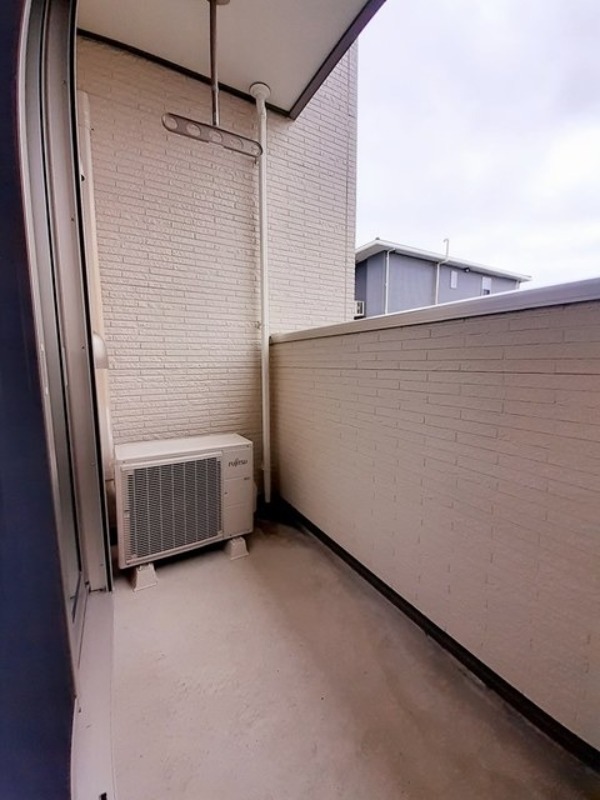 バルコニー　図面と現状に相違がある場合には現状を優先