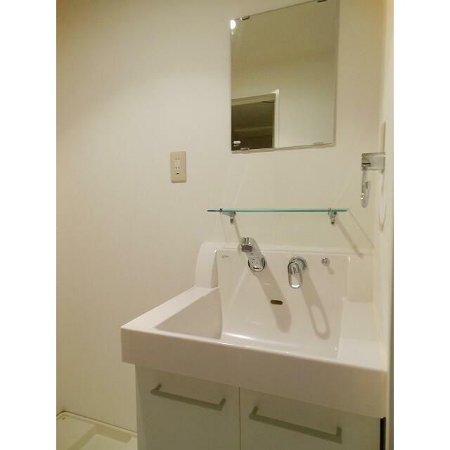 洗面設備　同物件別部屋参考写真です。