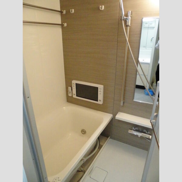 バス・シャワールーム　エントランス1