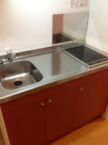 キッチン　広めのキッチンスペース