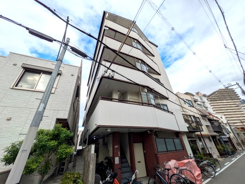 建物外観　綺麗な外観