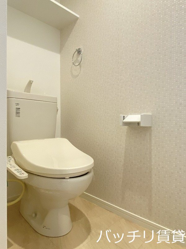 トイレ　同型タイプの為、現状を優先いたします。