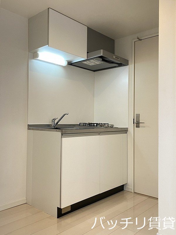 キッチン　同型タイプの為、現状を優先いたします。