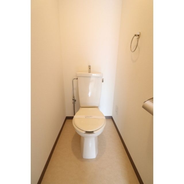 トイレ　（2006）