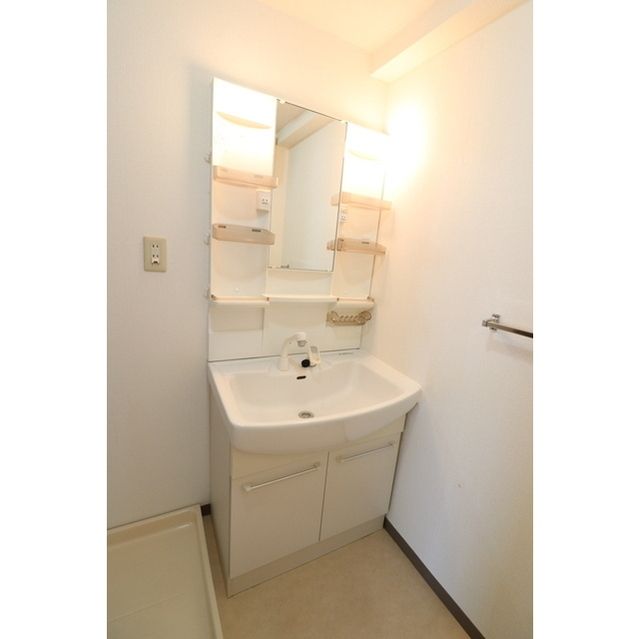 洗面設備　洗面台（2006）