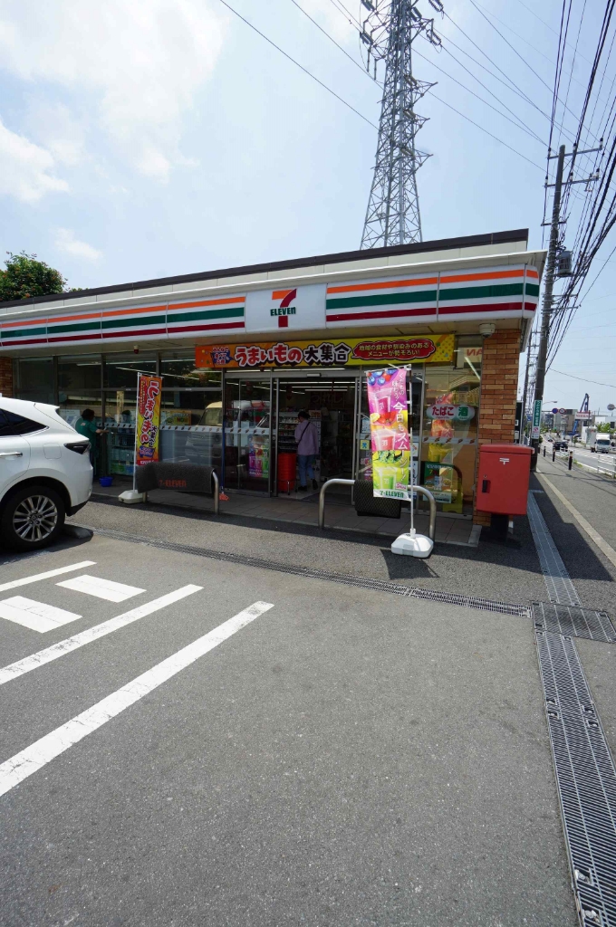 コンビニ　セブンイレブン　藤沢中高倉店（コンビニ）まで328m