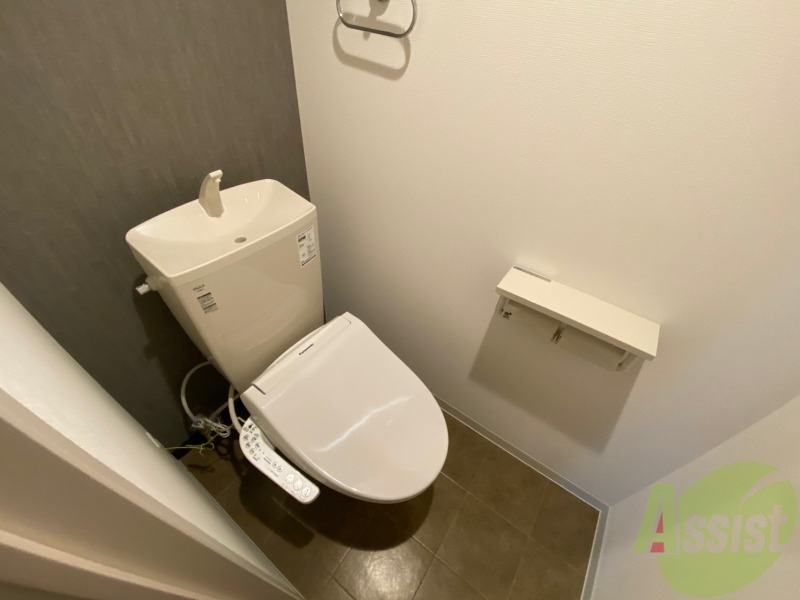 トイレ　こちらはトイレです。清潔感があり、安心して使用できます。